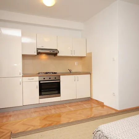 Appartamento Studio Tucepi 2694a